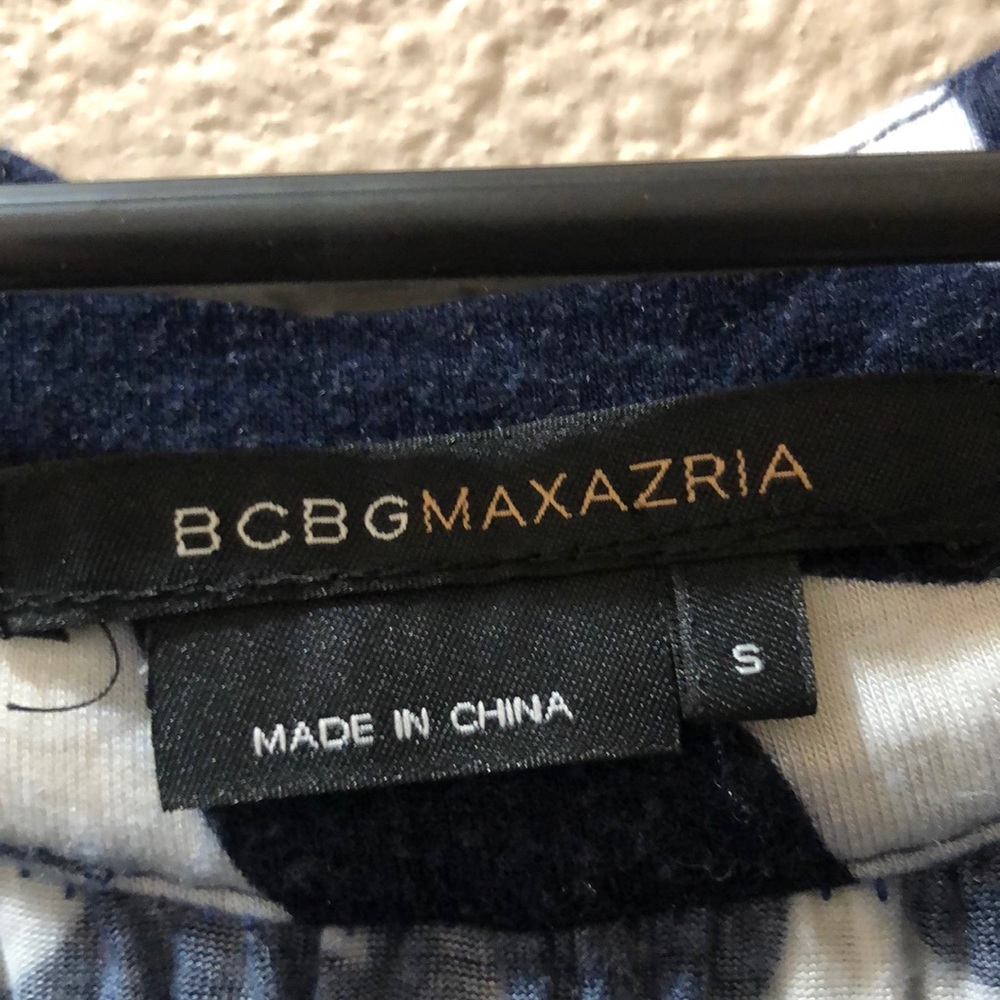 Looks Nice on and comfortable good to wear anytime!